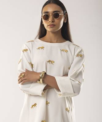 Ivory embroidered crepe co ord set 4