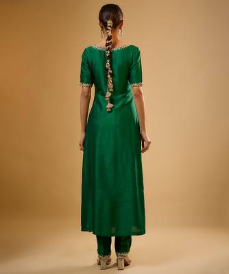 Green embroidered dupion silk kurta Set 4
