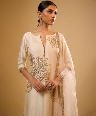 Ivory floral embroidered dupion silk kurta Set 3