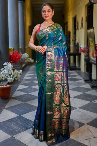Blue dual tone pure handwoven swarnachari silk saree with exquisite zari minakari work in dual color