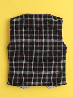 Black cotton woven sleeveless checks waistcoat 3