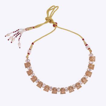 Elegant rajwadi gold plated choker necklace set with maangtikka for women and girls 3