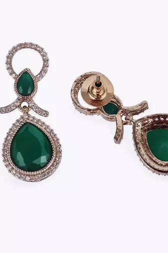 Charming round and oval shape gold plated dangle earring with maangtikka for women and girls