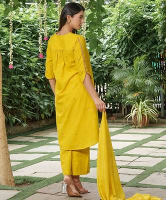 Yellow zari buti kurta ,cotton plain palazzos set -set of 2 4