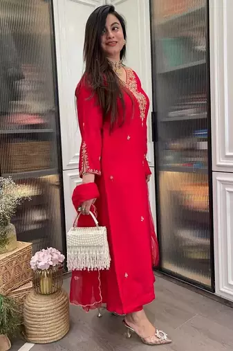 Beautiful Embroidery Rayon Straight Kurta Pant with Dupatta Set