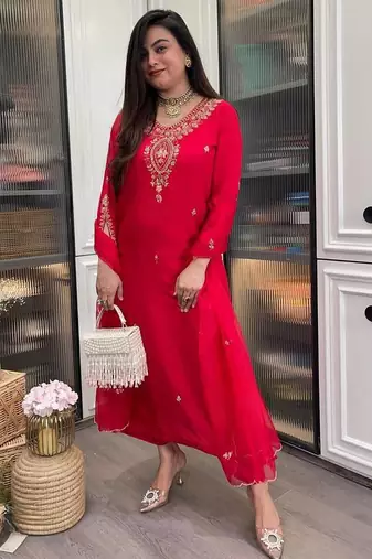 Beautiful Embroidery Rayon Straight Kurta Pant with Dupatta Set
