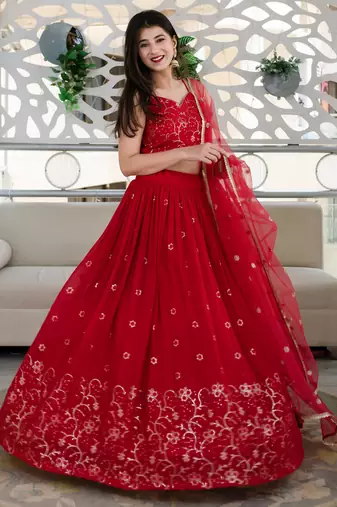 Red Color Georgette Fabric Heavy Wedding Wear Bridesmaid Style Lehenga Choli