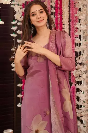  Floral Printed Zarna Silk Straight Kurta Pant with Dupatta Set