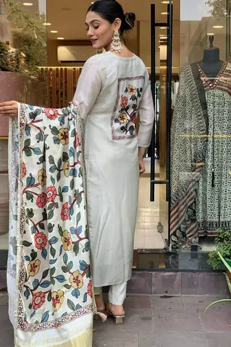 Women's  Embroidery Viscose Chanderi Straight Kurta Pant with Dupatta Set