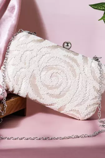 Osty zuri - handcrafted elegance in every thread-white