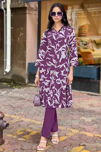 Floral Printed Shirt Collar A-Line Kurta With Pyjama