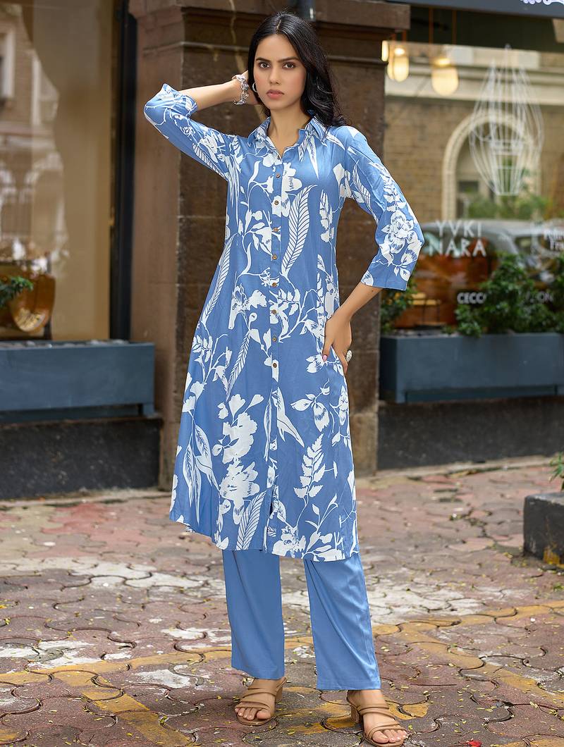 Floral Printed Shirt Collar A-Line Kurta With Pyjama
