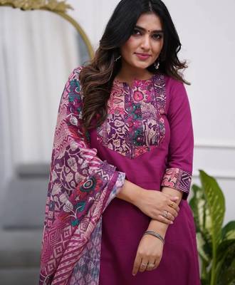 Women's Gorgeous Printed Rayon Stright Kurta Pant with Dupatta Set 3