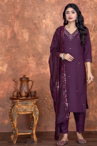 Deep wine roman silk embroidered kurta with pant & chanderi dupatta set