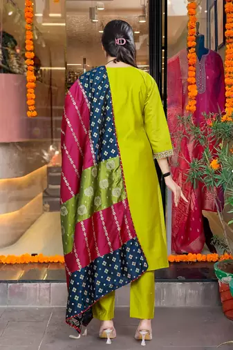 Women's  Embroidery Viscose Chanderi Stright Kurta Pant with Dupatta Set