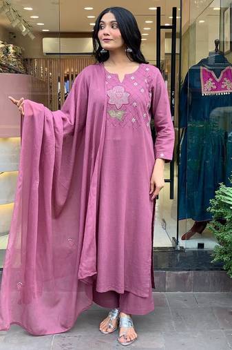 Women's Gorgeous Embroidery Cotton Fabric Stright Kurta Pant with Dupatta Set