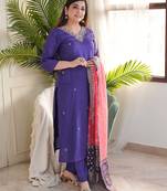 Women's Gorgeous Embroidery Vichitra Stright Kurta Pant with Dupatta Set