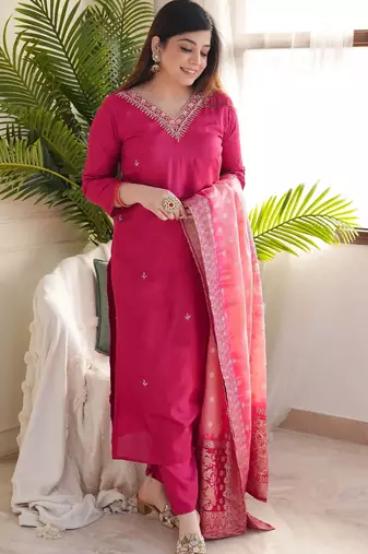 Women's Gorgeous Embroidery Vichitra Fabric Stright Kurta Pant with Dupatta Set
