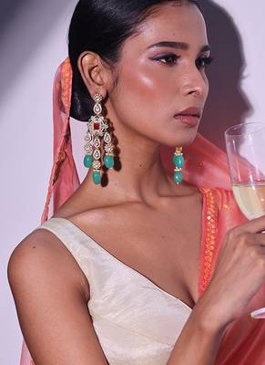 Green gold plated kundan earrings 1