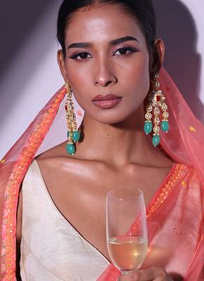 Green gold plated kundan earrings 3
