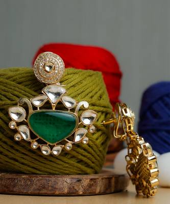 Green stone gold plated earrings 2