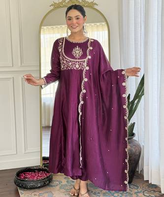 Women's  Embroidery Vichitra Silk Flared Kurta Pant with Dupatta Set 1