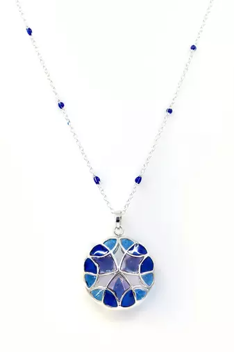 Blue stone pendant necklace in Sterling Silver