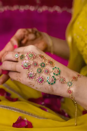 gold plated Multicolor hathphool in sterling silver