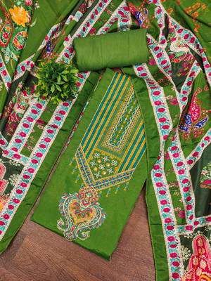 Women's green digital print & fancy border chinnon dress material 3