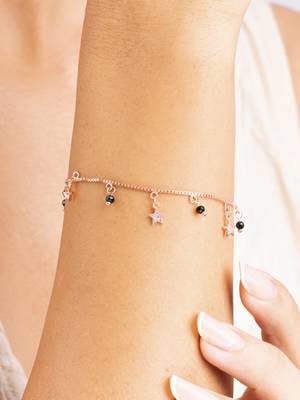 Star charm bracelet with black beads 2