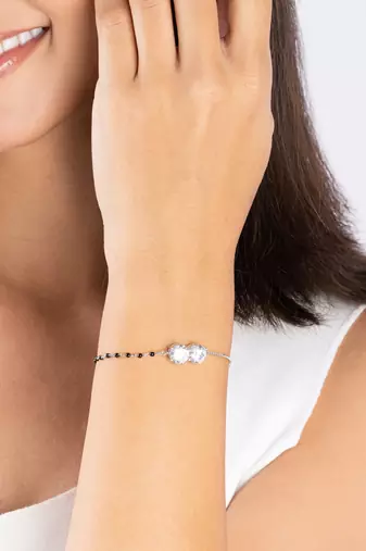 Twin solitaire black beads bracelet