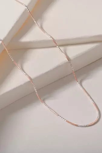 Dual tone chain