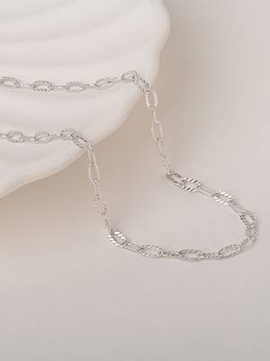 Oval link chain for women 1