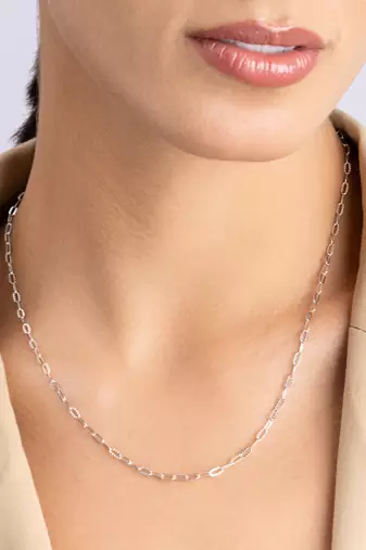 Oval link chain for women