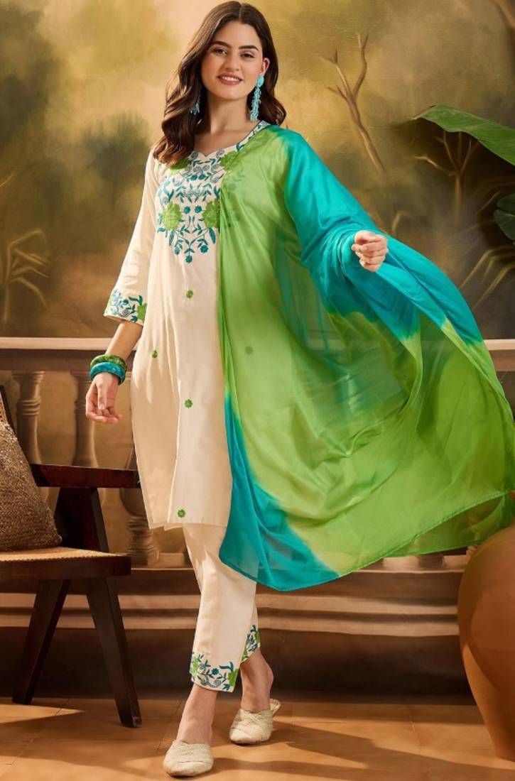 Women's Beautiful Viscose Fabric Thread work Straight Kurta with Pant And Dupatta Set