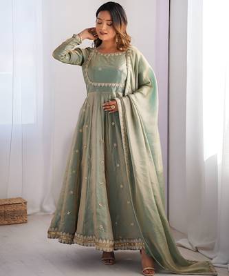 Wedding wear anarkali gown with dupatta 1