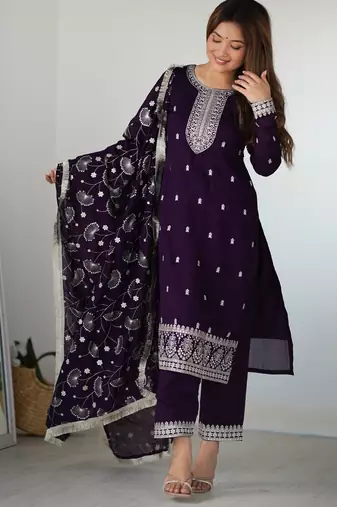 Designer kurta pent dupatta