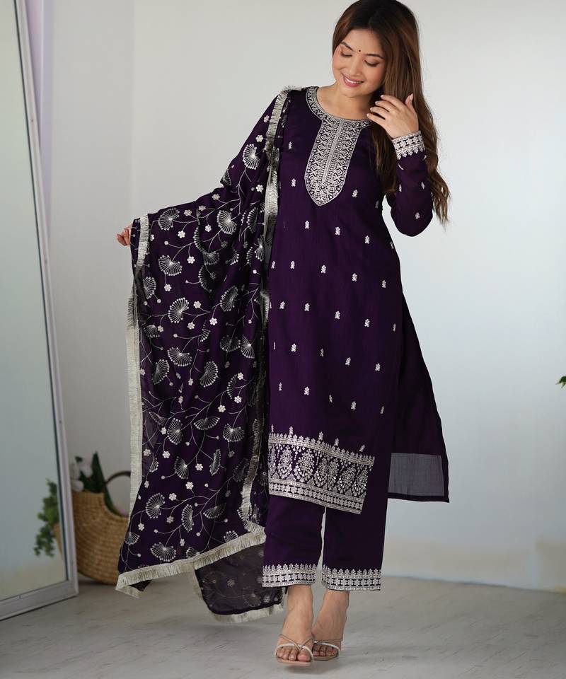 Designer kurta pent dupatta