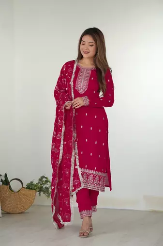 Designer kurta pent dupatta