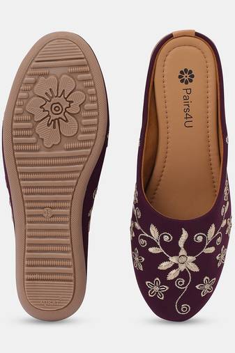 Pairs4u women's wine embroidered mojari juttis - stylish canvas flats with comfortable pvc sole for ethnic wear