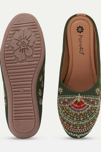 Pairs4u women's dark green embroidered canvas jutti slip-on ethnic flats with stylised toe for comfort &