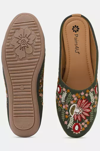 women's dark green mojari jutti embroidered canvas flats with comfortable pvc sole for ethnic wear