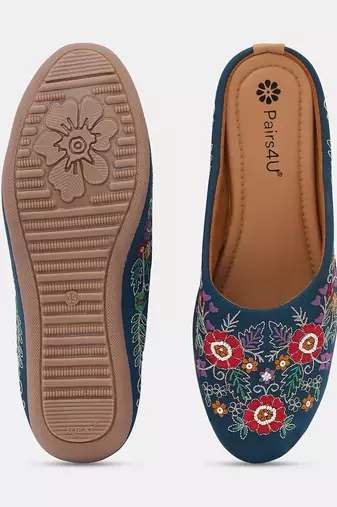 Pairs4u women's embroidered ethnic punjabi juttis canvas slip-on flats with stylised toe and comfortable pvc sole