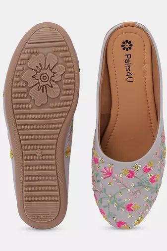 Pairs4u women's grey embroidered juttis ethnic canvas slip-on comfortable pvc sole for traditional wear