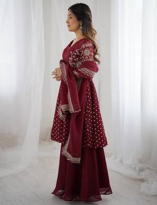 Maroon embroidered ethnic suit 2
