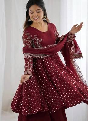 Maroon embroidered ethnic suit 6