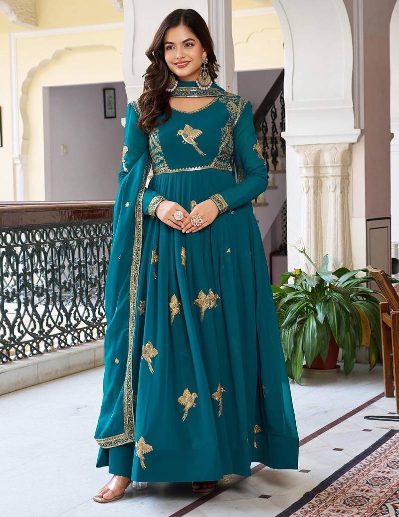 New Design Green Color Gown Suit Set With Dupatta Party Wear Suit Set 