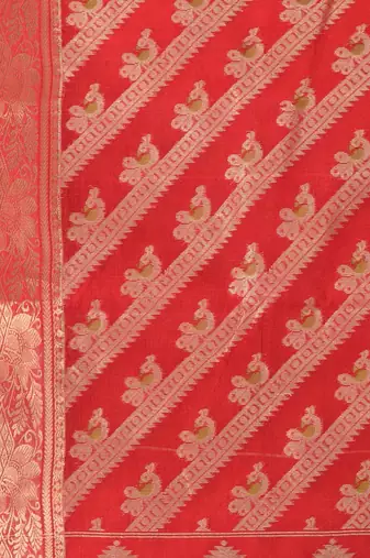 Elegant red patli pallu tant saree with golden border