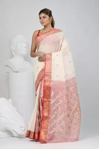 Elegant off white patli pallu tant saree with golden border
