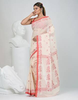 Elegant off-white & red handwoven tant cotton saree with floral motifs 3